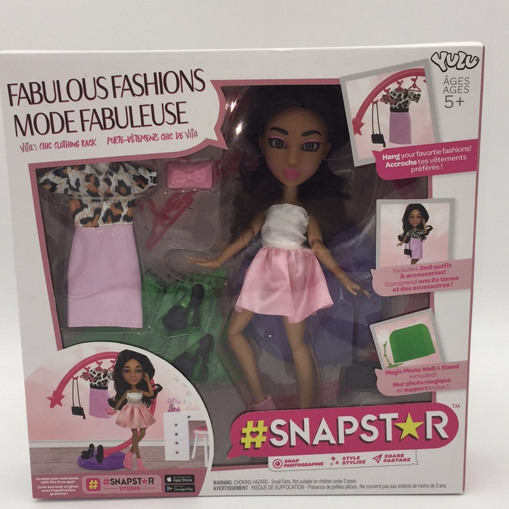 Snapstar Vita's Chic Clothing Rack Set with Doll & Accessories